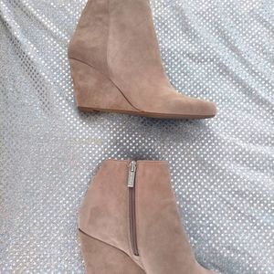Jessica simpson wedge booties 7.5